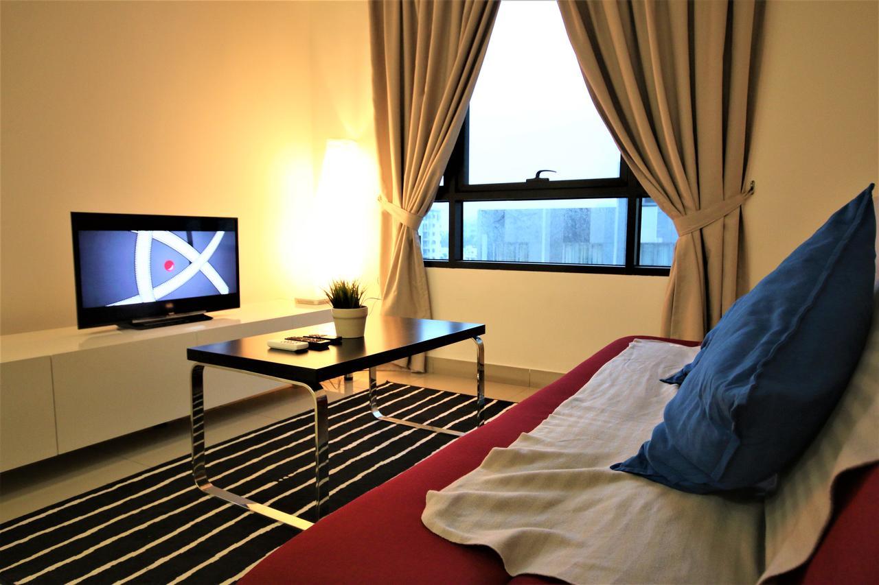 Solstice Service Apartment Cyberjaya Wifi Netflix Klia Bagian luar foto