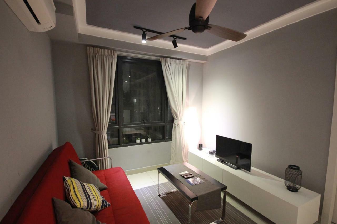 Solstice Service Apartment Cyberjaya Wifi Netflix Klia Bagian luar foto